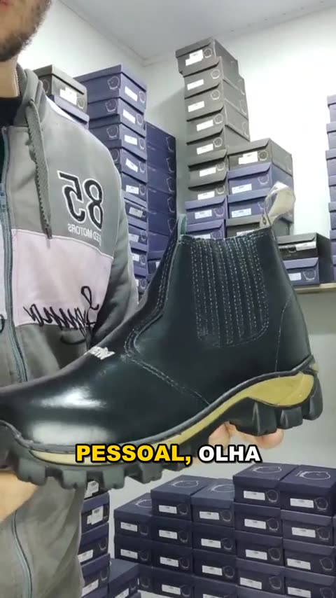 Botina Wrangler de Couro Nobuck REF 504 Preto, capa do vídeo 2