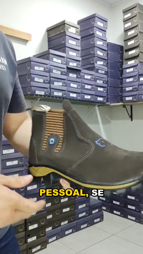 Botina Masculina de Couro Nobuck Pottro REF 516 Café, capa do vídeo 2
