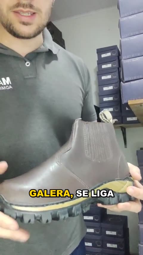 Botina de Couro Liso Solado Taurus REF 503 Café Látego, capa do vídeo 1