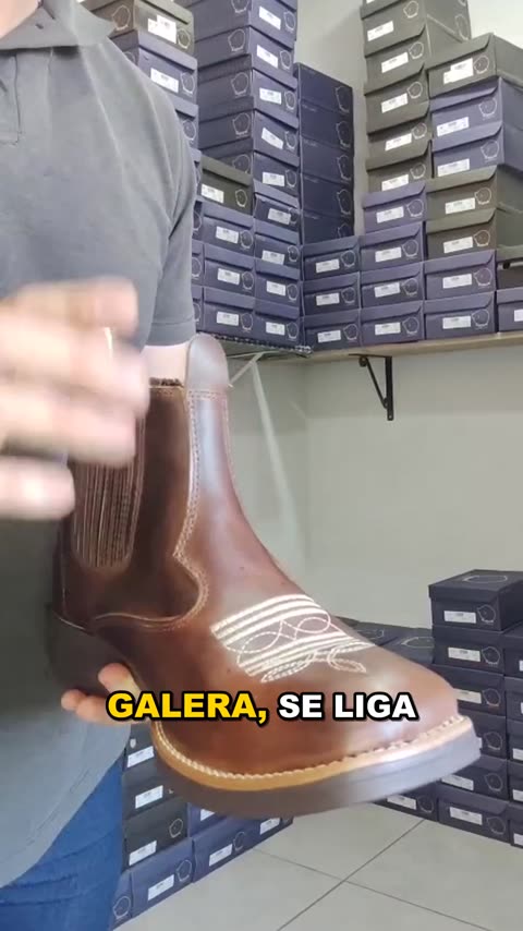 Bota Texana Country de Couro, Cano Baixo REF 950 Tabaco, capa do vídeo 2