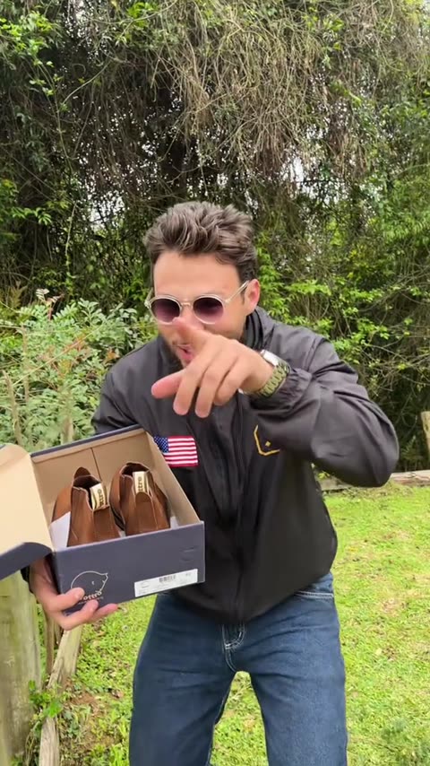 Botina Rodeio de Couro Látego com Elástico REF 218 Castor, capa do vídeo 4