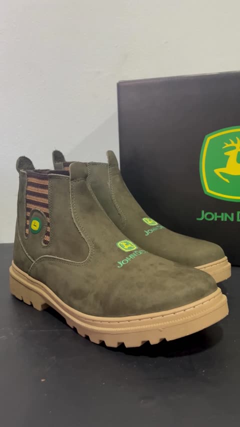 Botina John Deere de Couro Nobuck REF 251 Capim, capa do vídeo 1